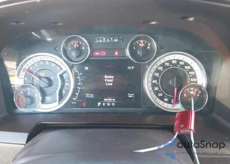 2013 Ram 1500 Laramie z USA, uszkodzony, nr VIN 1C6RR7NT9DS576115